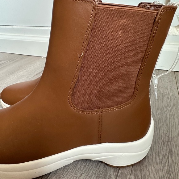 Ralph Lauren Women's Rylee Burnished Leather Slip-On Sneaker - Picture 4 of 5